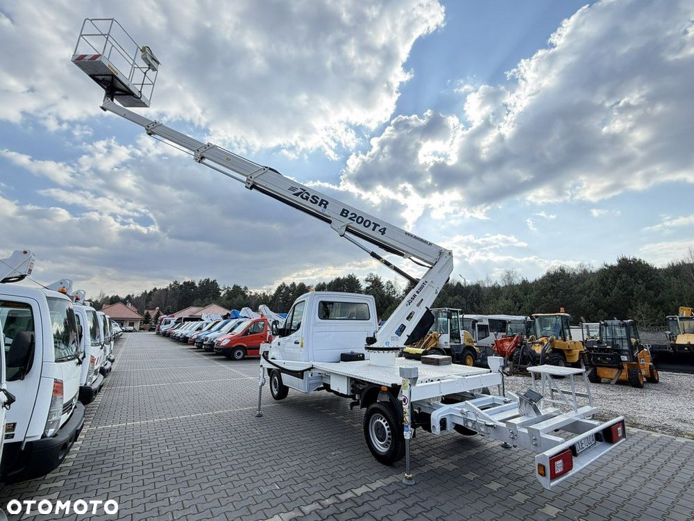 Mercedes-Benz Sprinter - 18