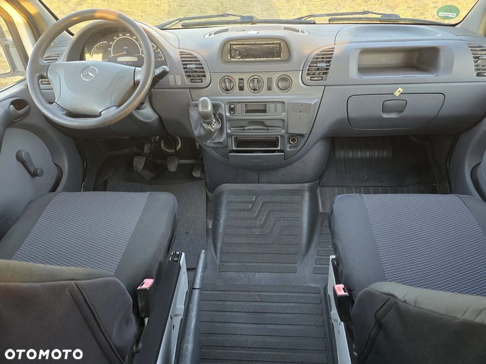 Mercedes-Benz Sprinter - 7