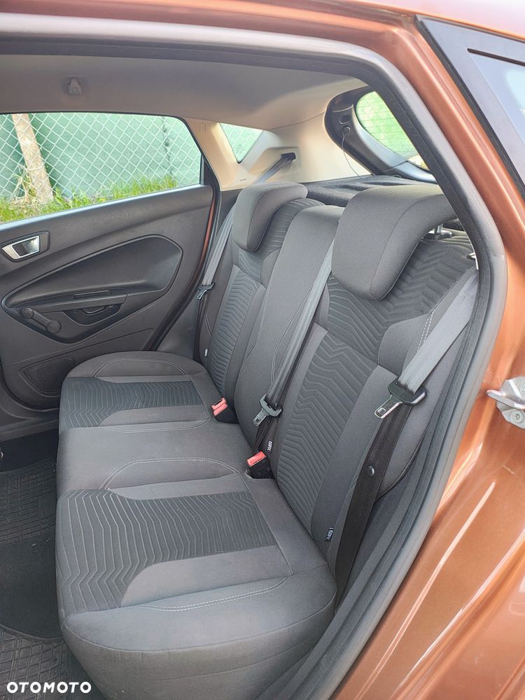 Ford Fiesta 1.5 TDCi Champions Edition - 16