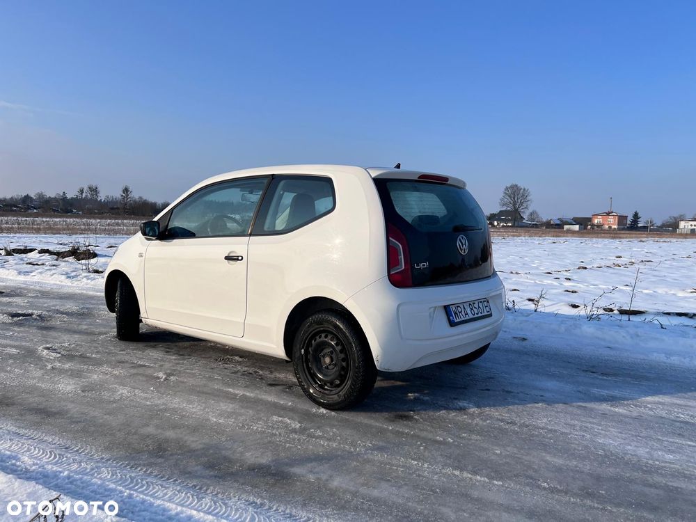 Volkswagen up! street - 2