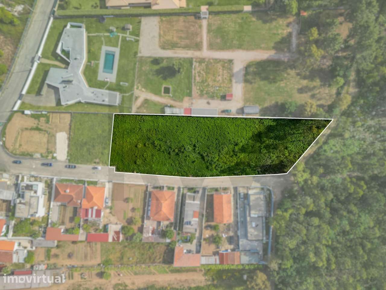 TERRENO – R. Lavoura - Perosinho – Gaia – 2.810 m2 - Grande imagem: 2/17