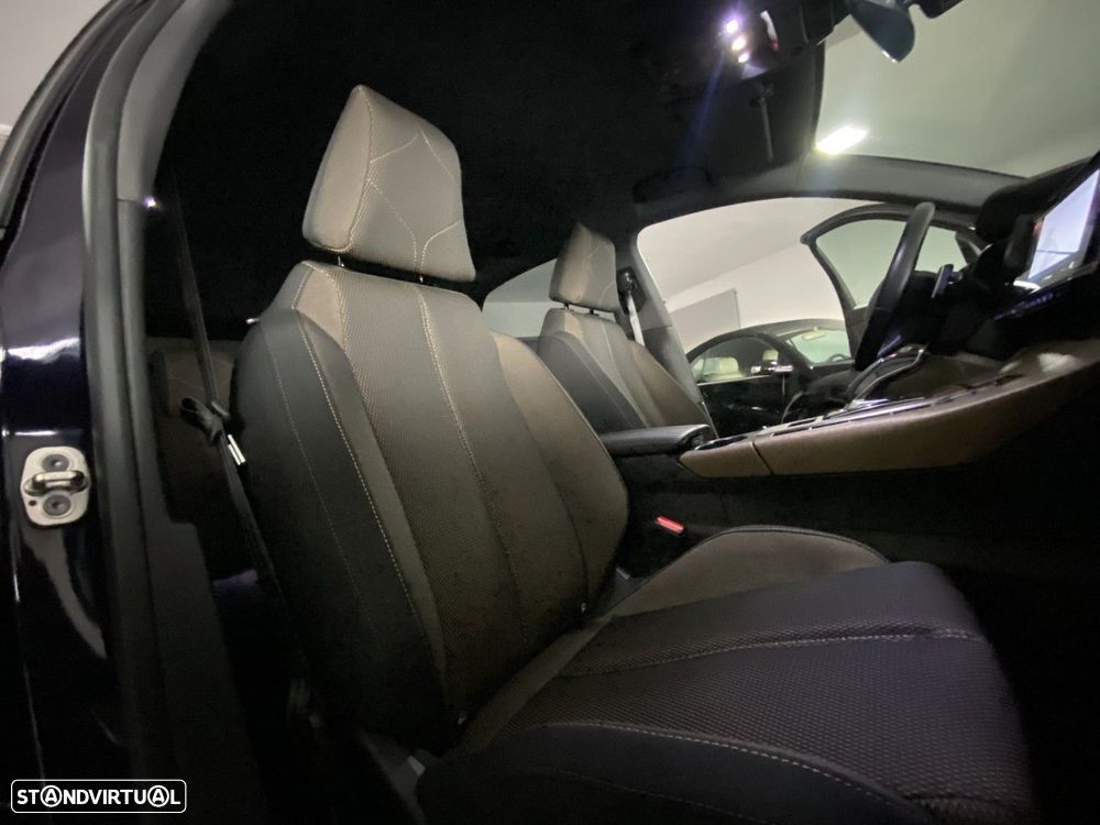 DS DS7 Crossback 1.5 BlueHDi Grand Chic EAT8 - 18