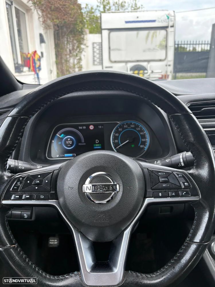 Nissan Leaf N-Connecta - 9