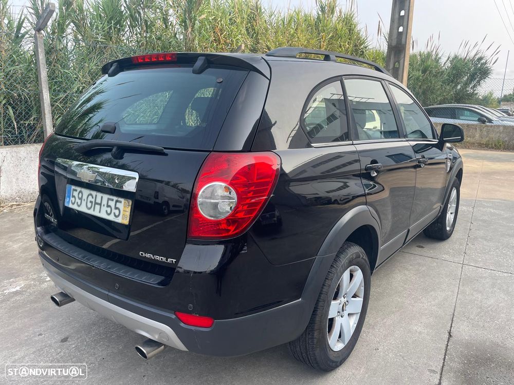 Chevrolet Captiva 2.0 VCDi Seven 7L - 4