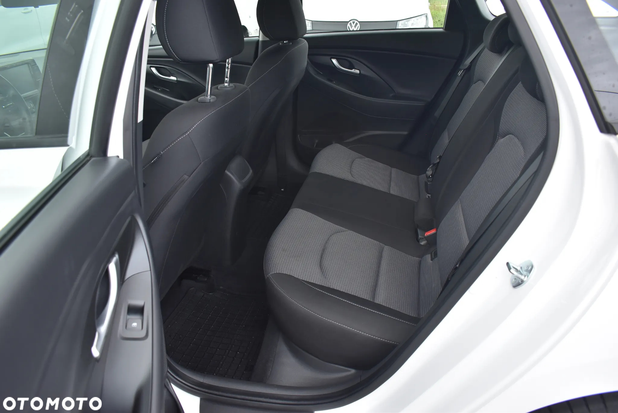 Hyundai i30 1.5 T-GDI 48V Modern - 12
