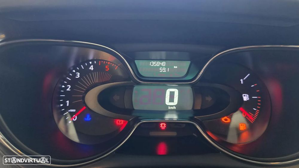 Renault Captur 1.5 dCi Exclusive - 44