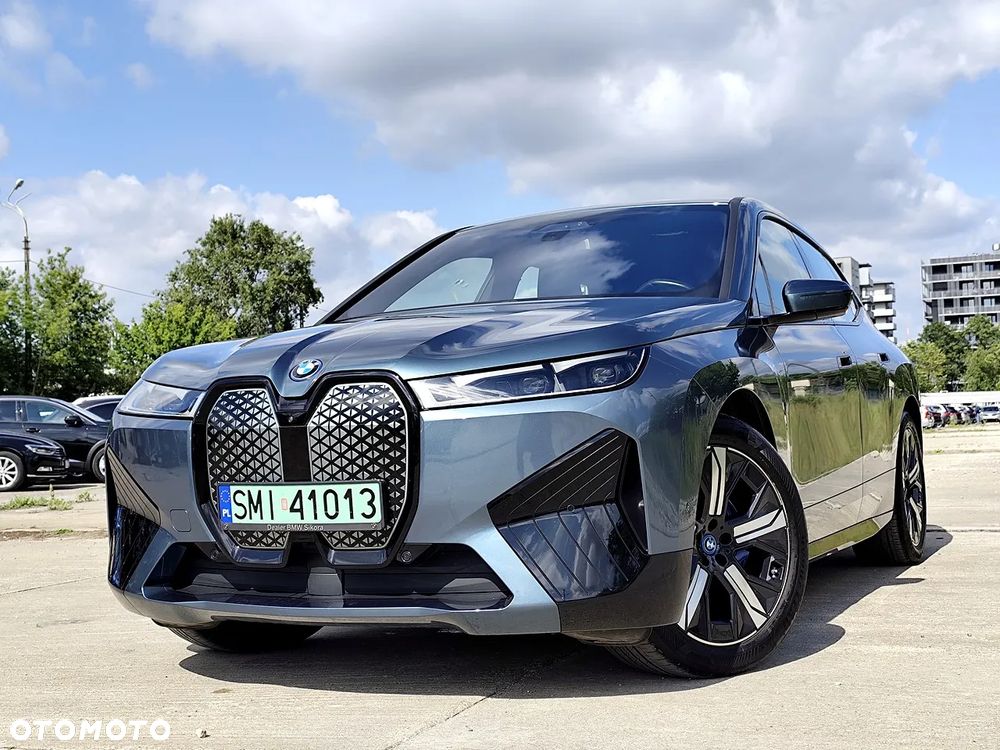BMW iX xDrive50 111.5kWh Signature - 1
