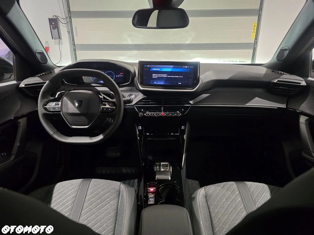 Peugeot 2008 PureTech mHEV Allure e-DCS6 - 10