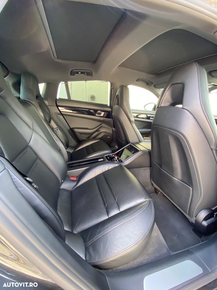 Porsche Panamera 4 E-Hybrid - 9