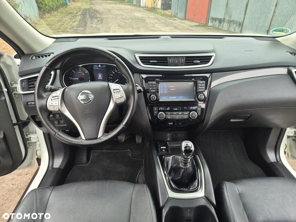 Nissan X-Trail 1.6 DCi Tekna 4WD EU6 - 18