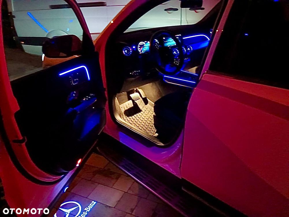 Mercedes-Benz GLB 250 4Matic 8G-DCT Progressive - 17