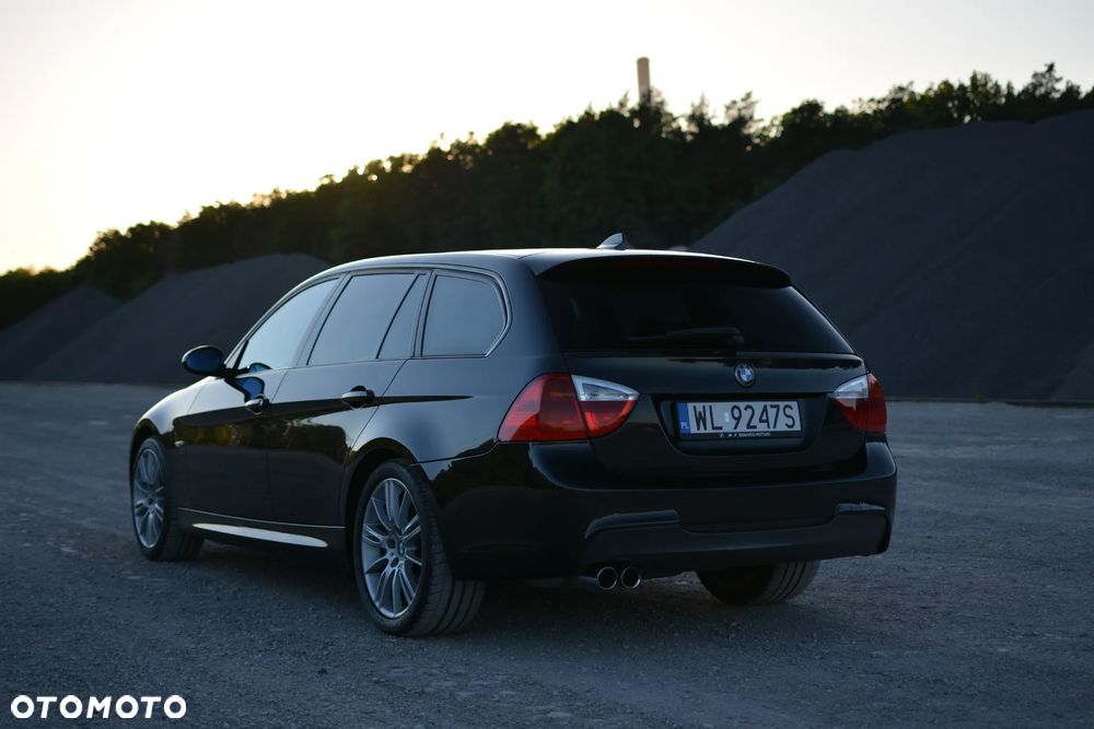 BMW Seria 3 330xi - 13