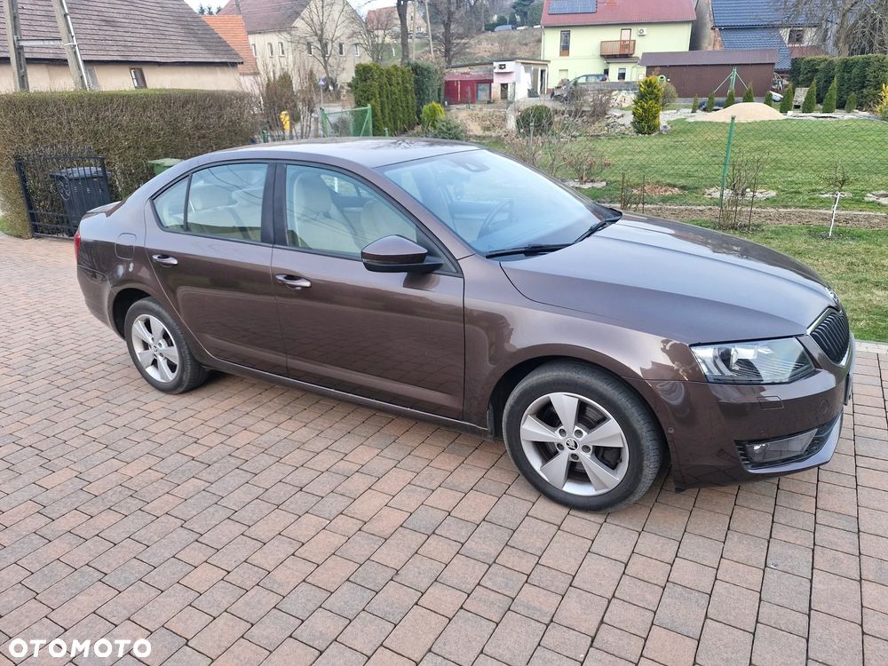Skoda Octavia 1.8 TSI Green tec DSG Elegance - 4