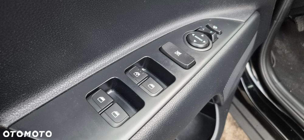 Kia Stonic 1.0 T-GDI L Business Line - 12