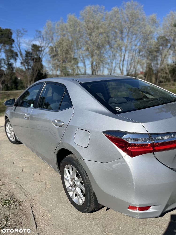 Toyota Corolla - 8
