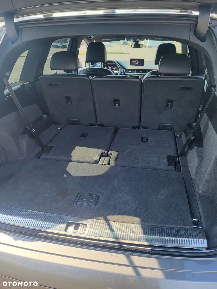 Audi Q7 3.0 TFSI Quattro Tiptronic - 7