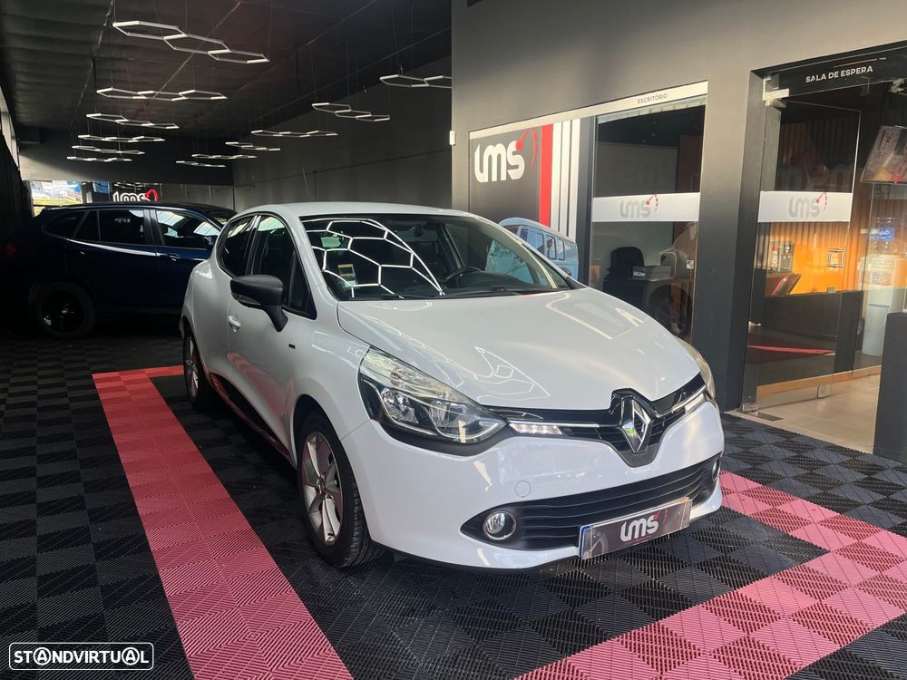 Renault Clio 0.9 TCe Limited - 1
