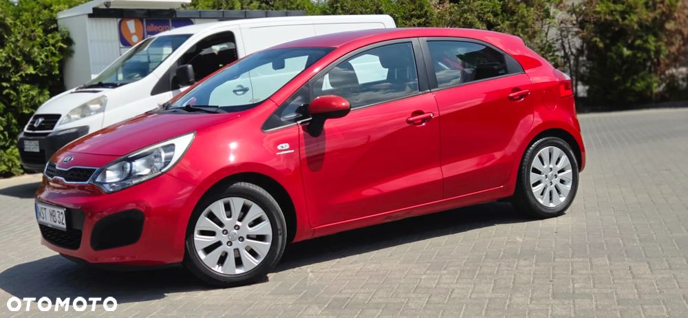 Kia Rio 1.2 Fifa World Cup Edition - 7