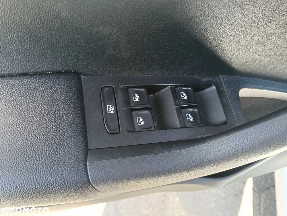 Skoda Octavia 1.6 TDI Active - 12