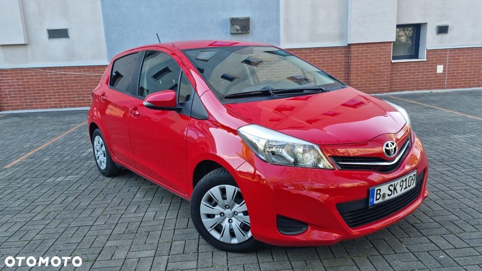 Toyota Yaris 1.33 Premium - 1
