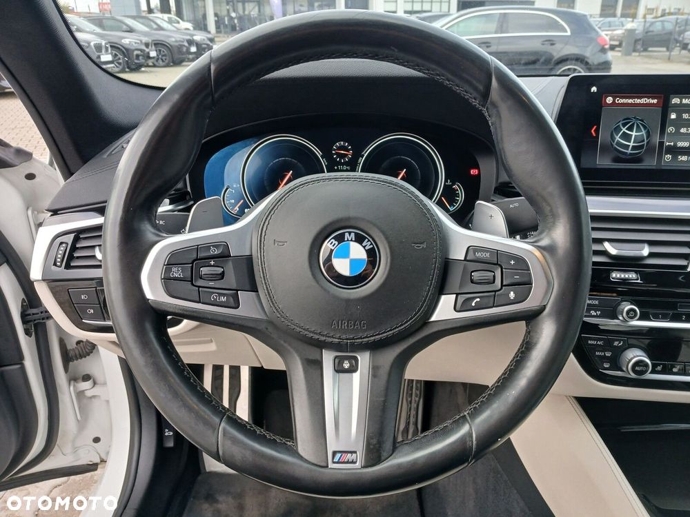 BMW Seria 5 540i xDrive M Sport sport - 16