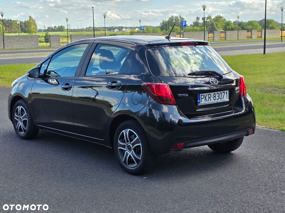 Toyota Yaris 1.0 Premium - 19