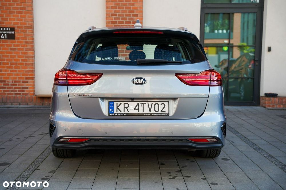 Kia Ceed 1.4 T-GDI M DCT - 9