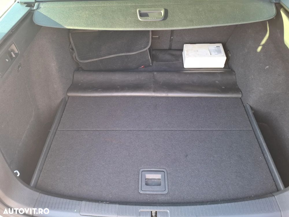 Volkswagen Golf 2.0 TDI (BlueMotion Technology) DSG Highline - 6