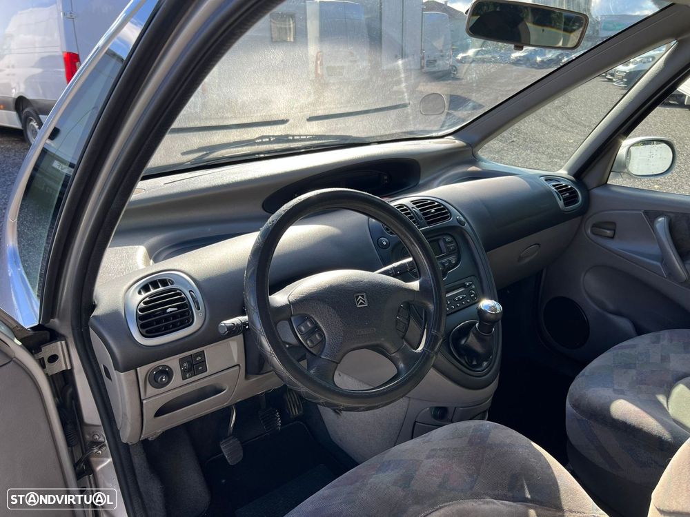 Citroën Xsara Picasso 1.6 Exclusive - 7