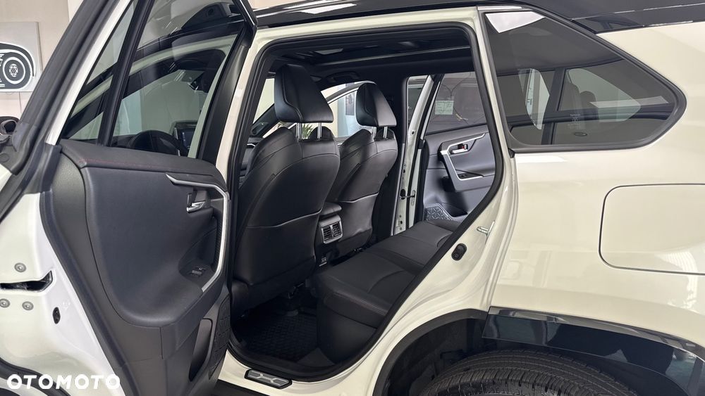 Toyota RAV4 - 29