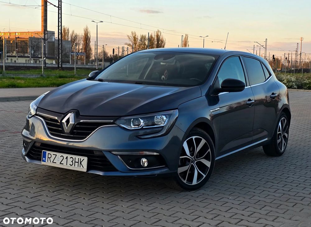 Renault Megane 1.5 Blue dCi R.S Line EDC - 5