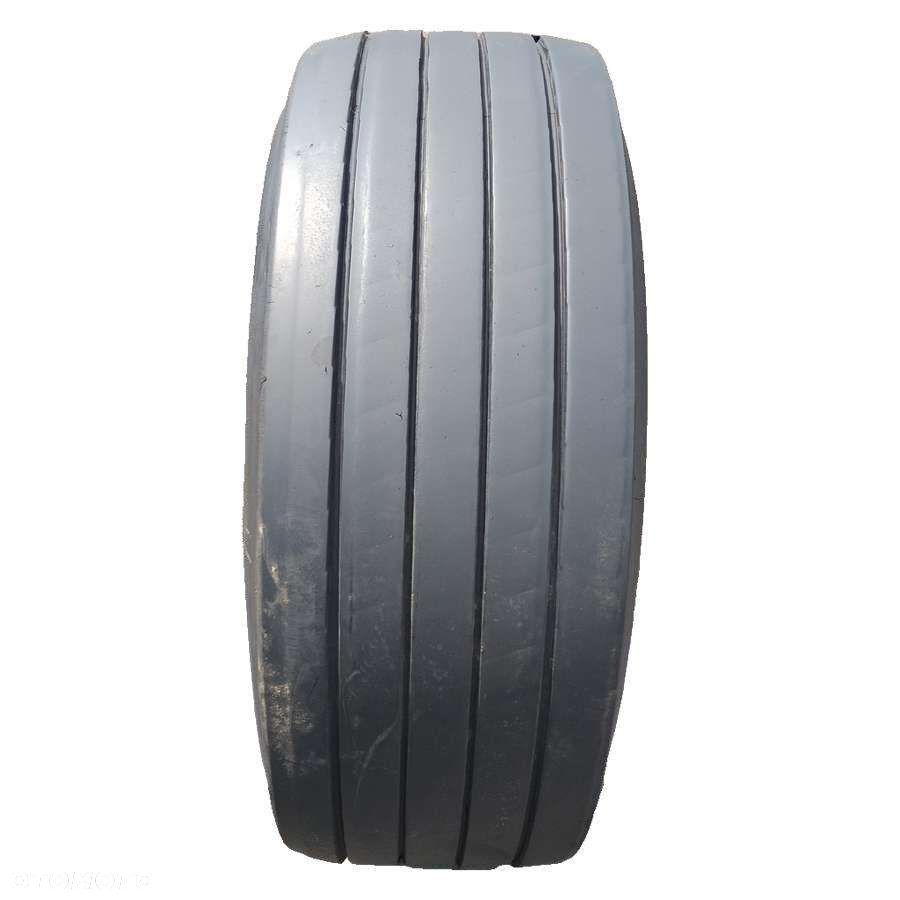 Komplet opon - 2 x 385/65 R22.5 Dunlop - 2