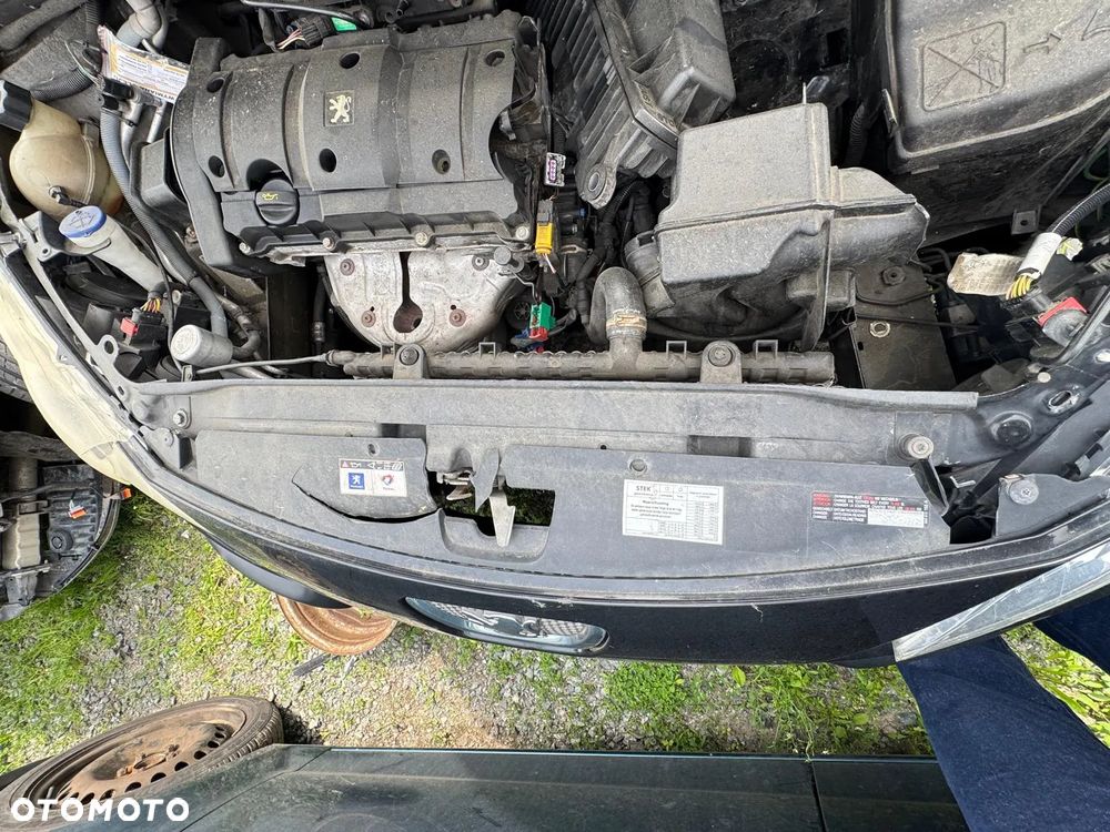 Peugeot 307 2006 1.6 benzyna 80KW 109 KM - samochód na części - 5