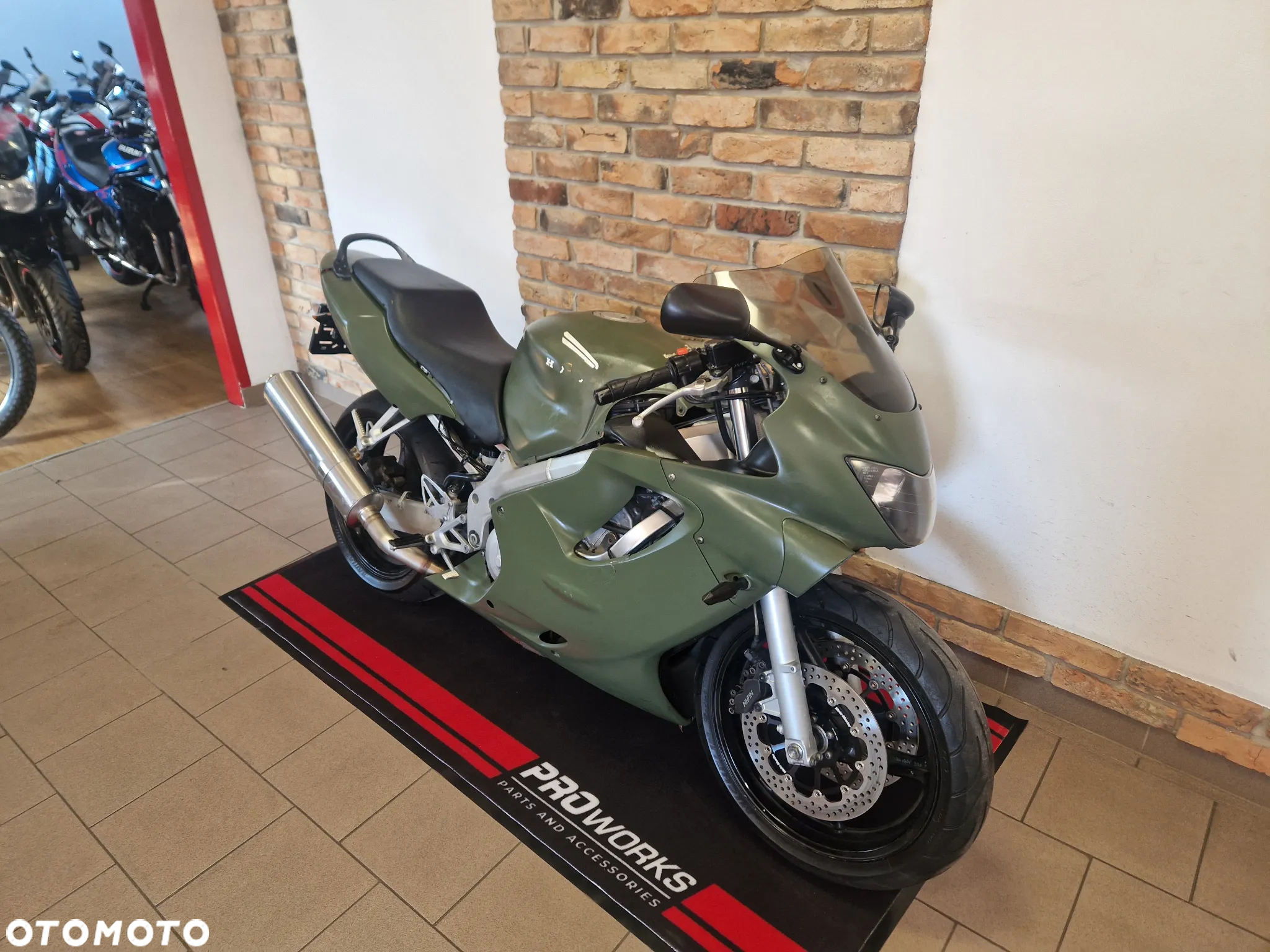 Honda CBR - 3