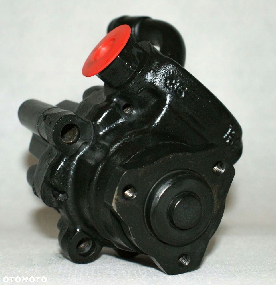 POMPA WSPOMAGANIA LAND ROVER FREELANDER DIESEL 2.0 - 1