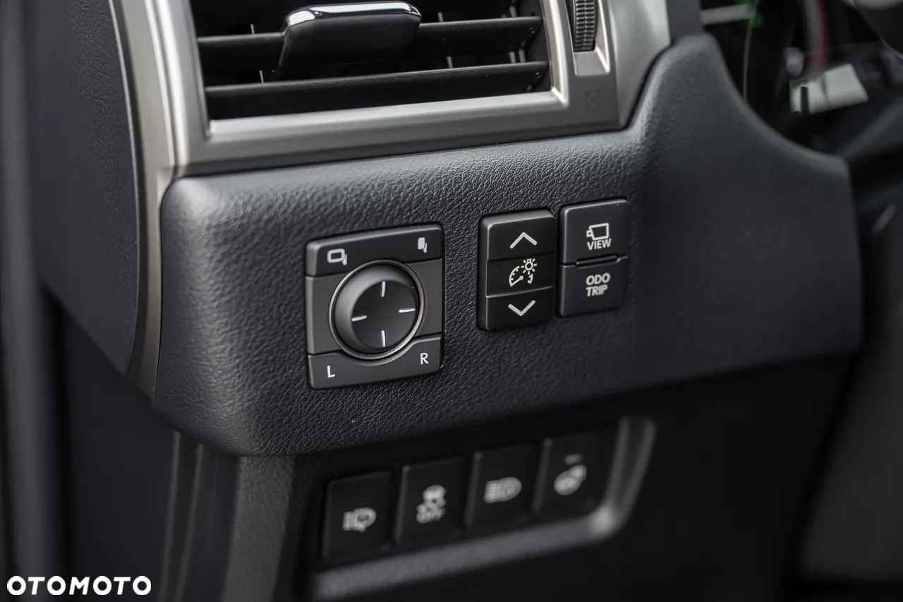 Lexus GX - 11