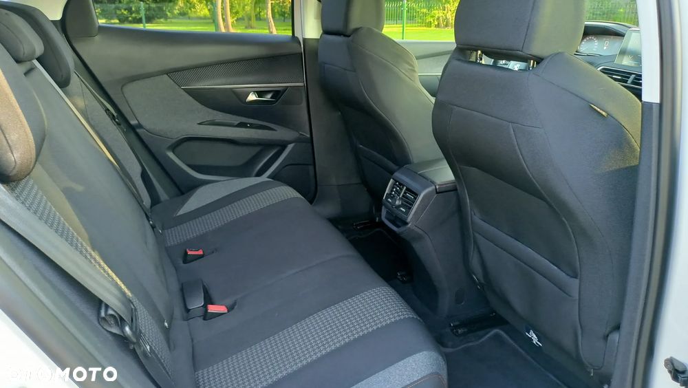 Peugeot 3008 2.0 BlueHDi Active - 13