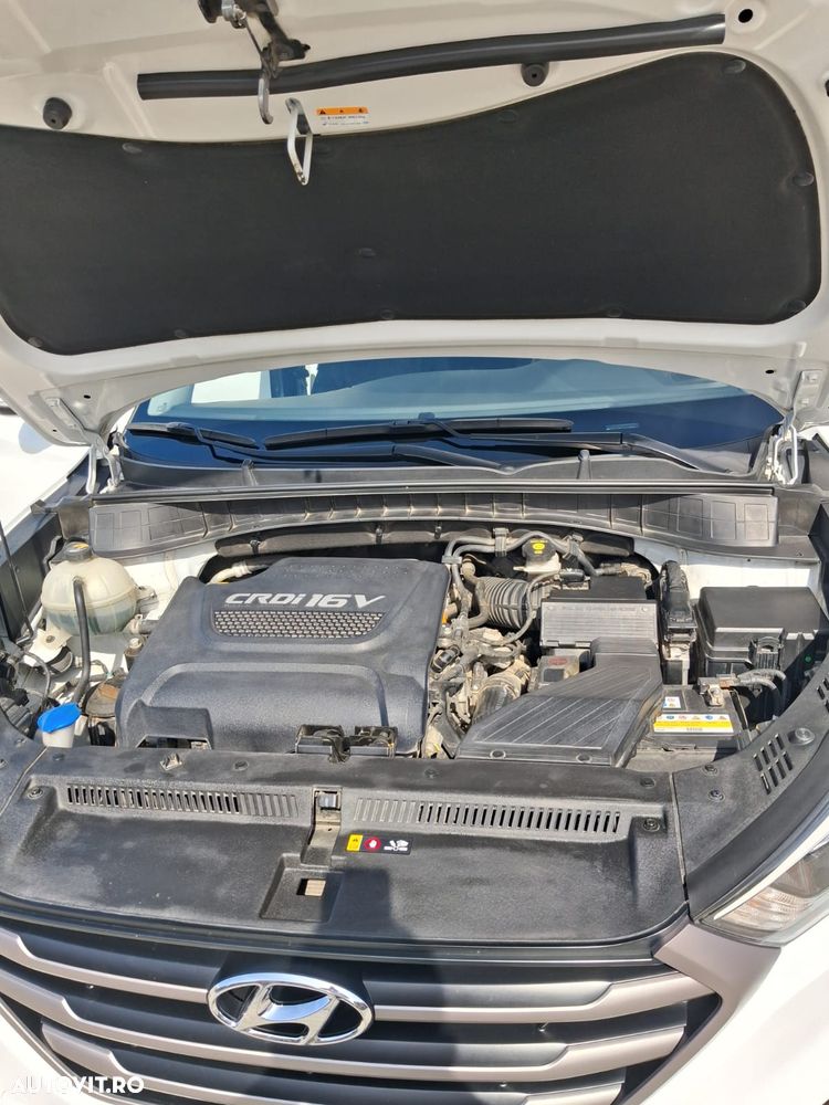 Hyundai Tucson 2.0 CRDI 4WD 6MT Style - 18