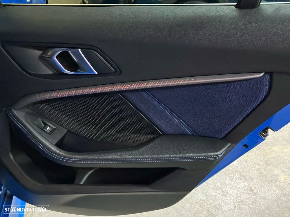 BMW 116 d Pack M Auto - 24