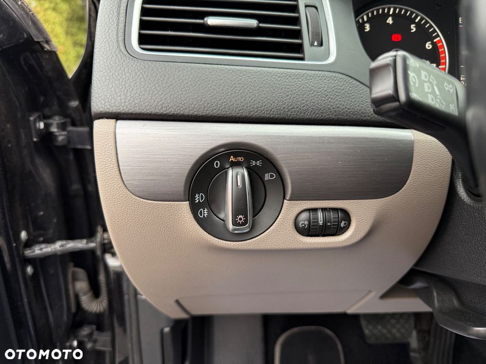 Volkswagen Jetta 1.4 TSI DSG Comfortline - 30