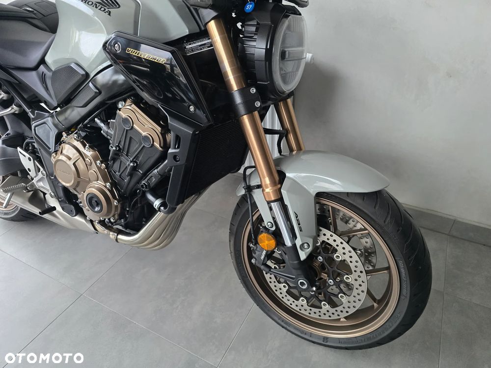 Honda CB - 34