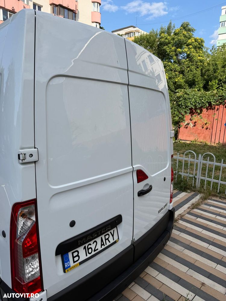 Renault Master 2.3 Blue 135 TT Furgon CD 3,5t L3H2 9 m3 - 13