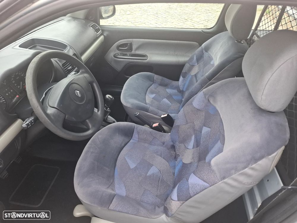 Renault CLIO 1.500 DCI 2LUG - 11