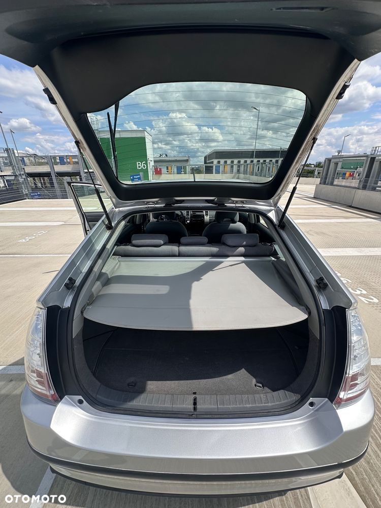 Toyota Prius 1.5 VVT-i Sol (nav) - 12