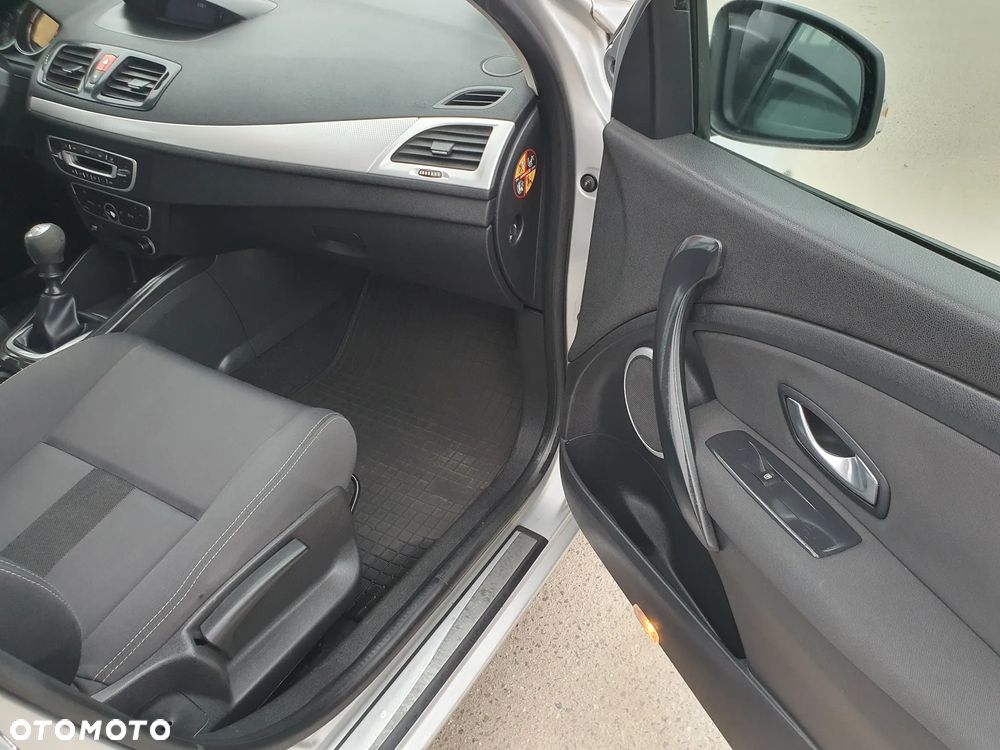 Renault Megane 1.6 16V 110 Dynamique - 22