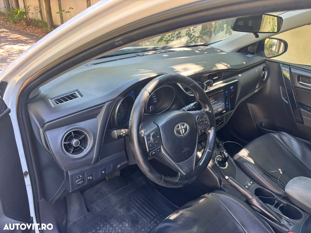 Toyota Auris 1.8 L VVT-i Luna - 10
