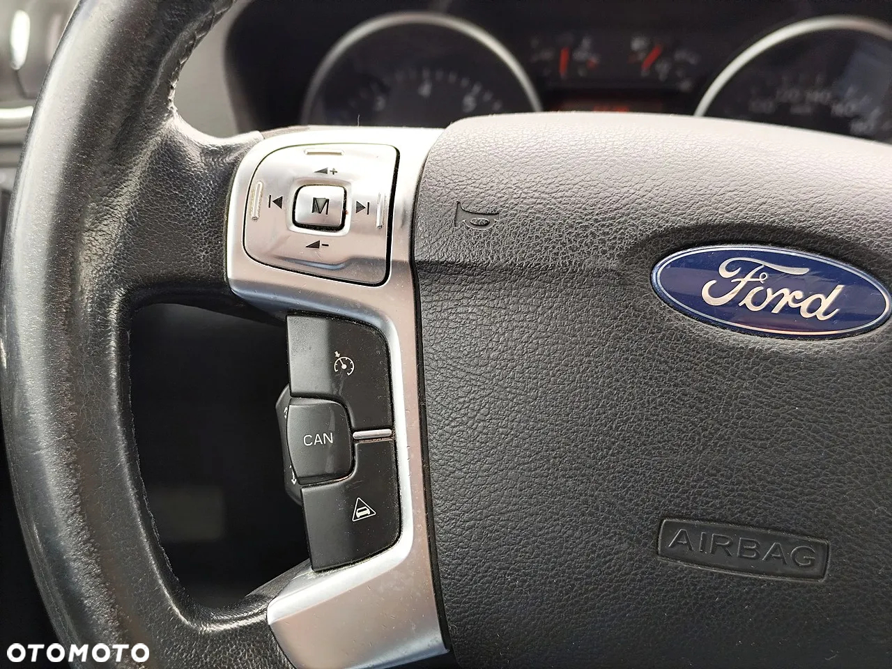Ford S-Max 2.0 FF Titanium - 13