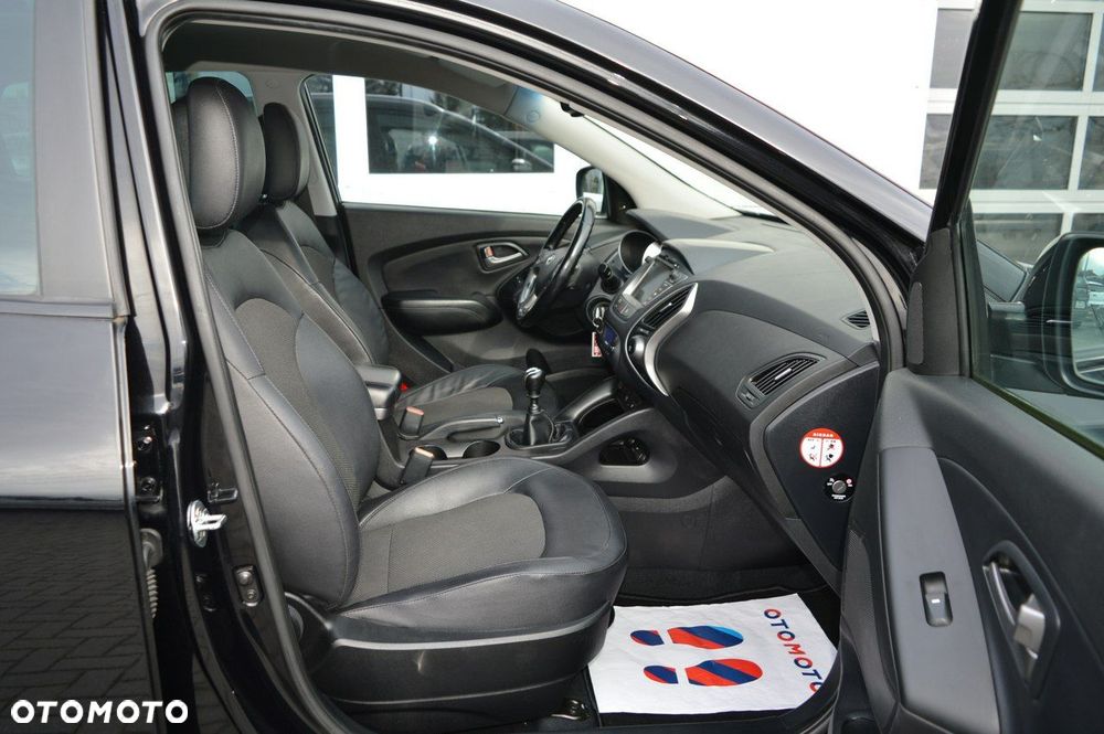 Hyundai ix35 1.7 CRDi Premium 2WD - 19