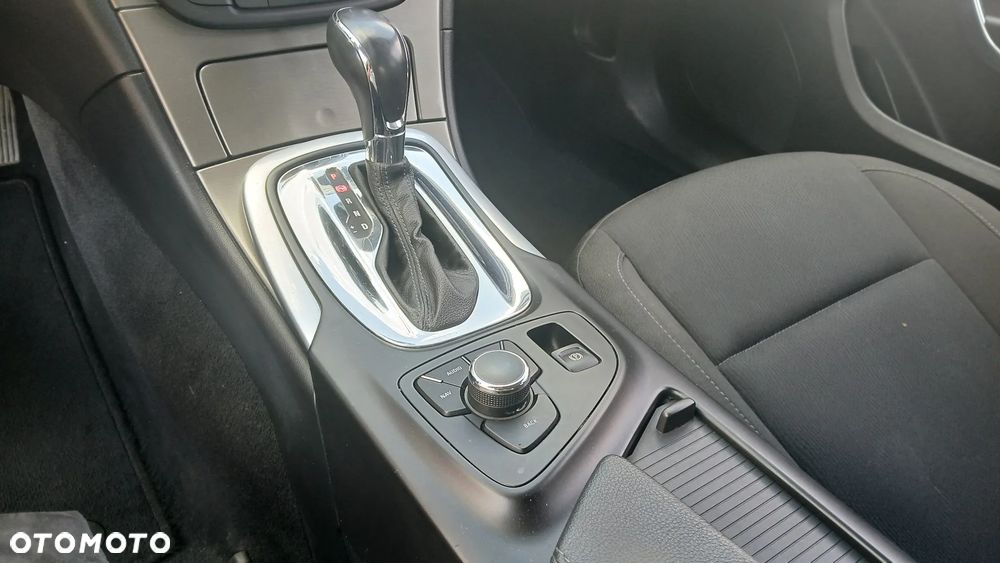 Opel Insignia 2.0 Turbo Design Edition - 16