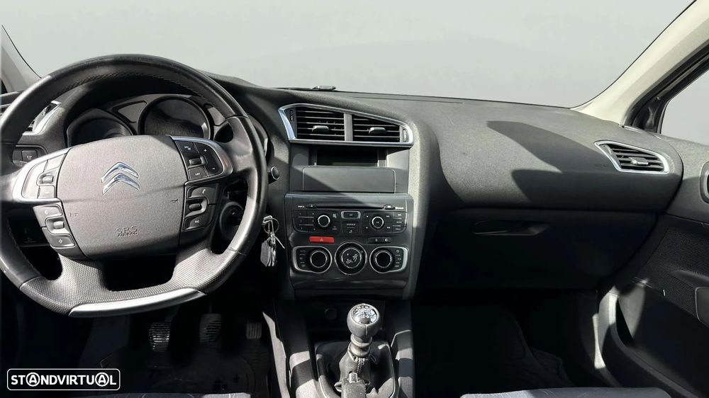 Citroën C4 1.6 HDi Exclusive - 11